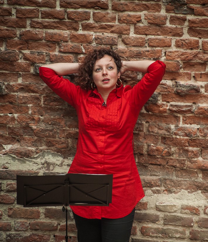 You are currently viewing Elsa Poisot, reconstruire de l’avant-scène aux coulisses